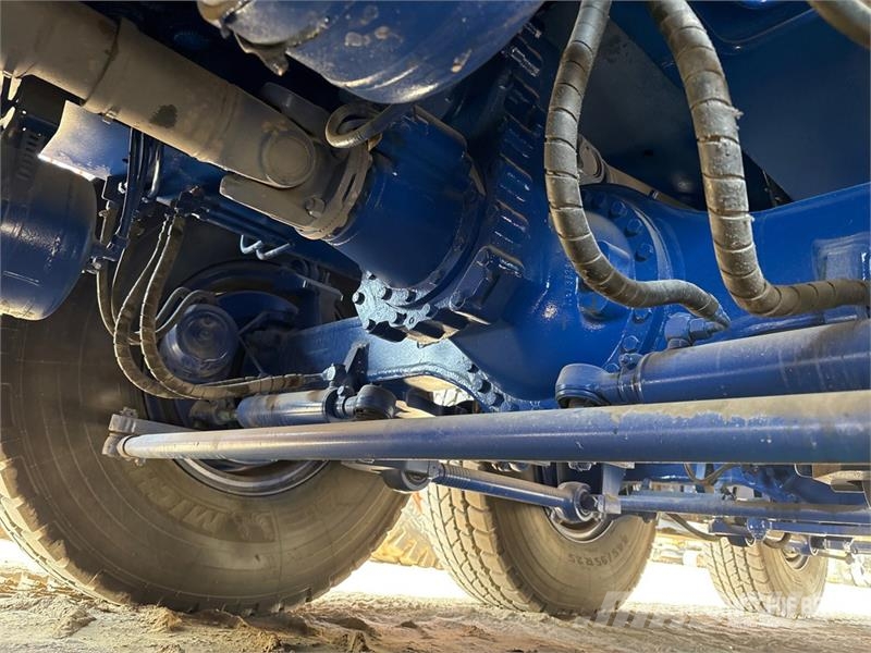  Tadana Faun 10x8x10 All Terrain Crane رافعات صالحة لكل أنواع الطرق