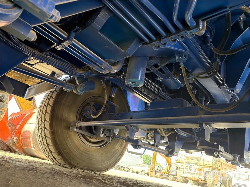  Tadana Faun 10x8x10 All Terrain Crane رافعات صالحة لكل أنواع الطرق