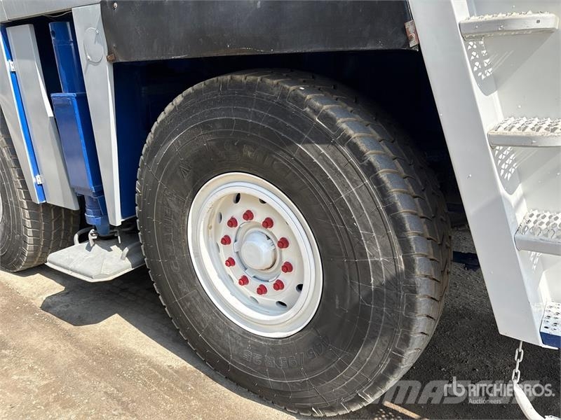 Tadana Faun 10x8x10 All Terrain Crane Grues tout terrain