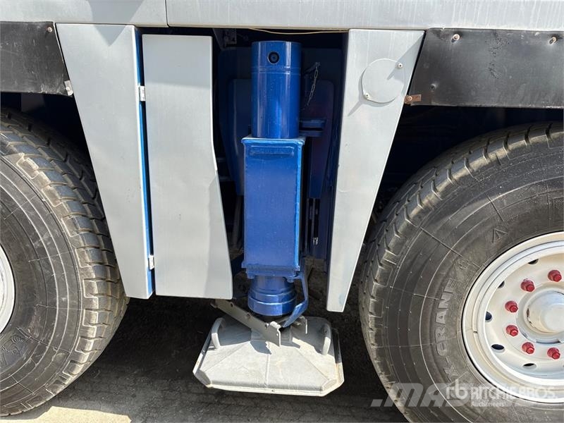 Tadana Faun 10x8x10 All Terrain Crane Grues tout terrain
