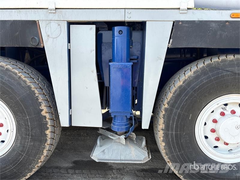 Tadana Faun 10x8x10 All Terrain Crane Grues tout terrain