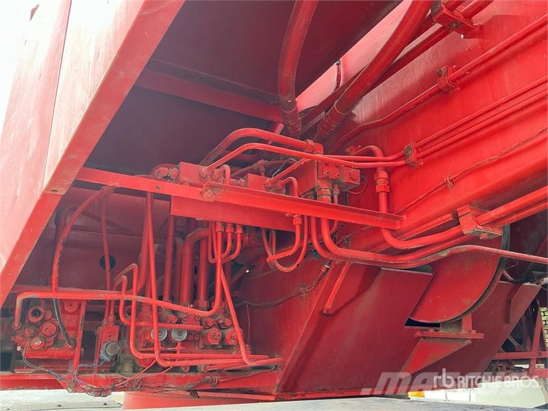 Tadano 50 ton 4x4x4 Rough Terrain Crane Mobil daruk