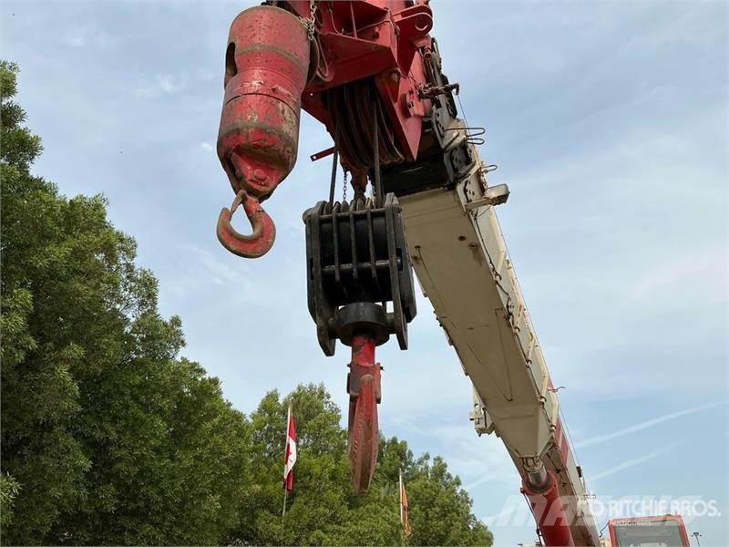 Tadano 50 ton 4x4x4 Rough Terrain Crane Mobil daruk