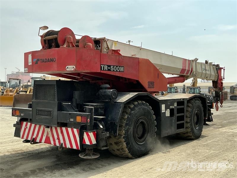 Tadano 50 ton 4x4x4 Rough Terrain Crane Mobil daruk