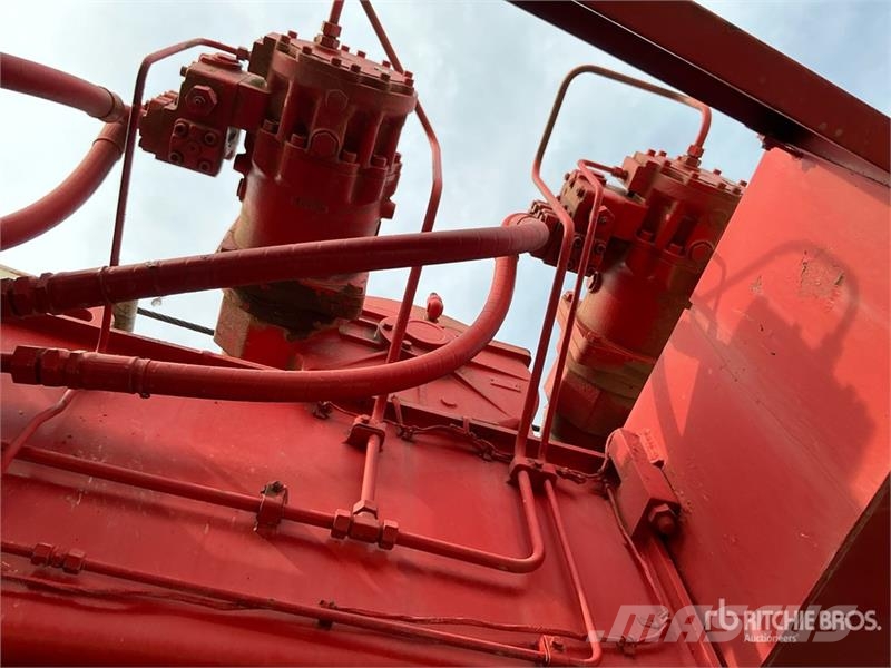 Tadano 50 ton 4x4x4 Rough Terrain Crane Mobil daruk