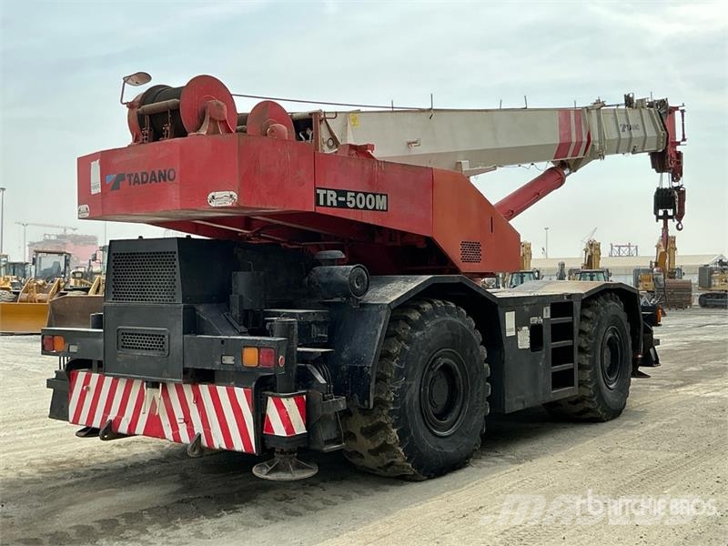 Tadano 50 ton 4x4x4 Rough Terrain Crane Mobil daruk