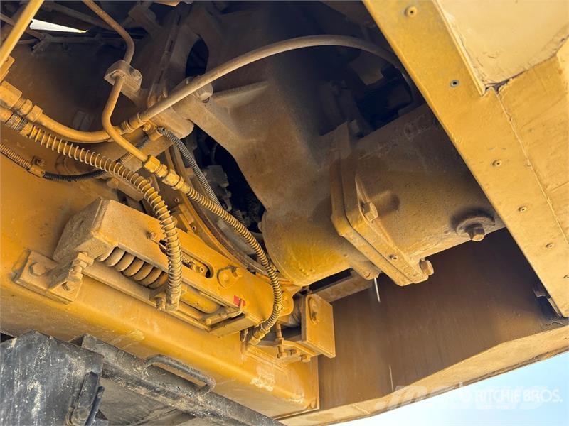 Tadano TR250M-4 25 ton 4x4x4 Rough Terrain Crane (Inopera Raske maastiku tõstukid