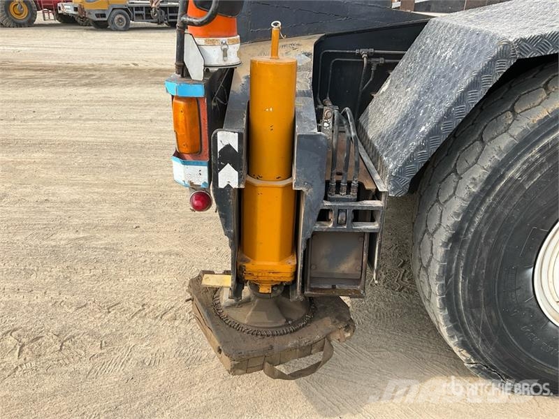 Tadano TR500M 50 ton 4x4x4 Rough Terrain Crane Macara teren accidentat