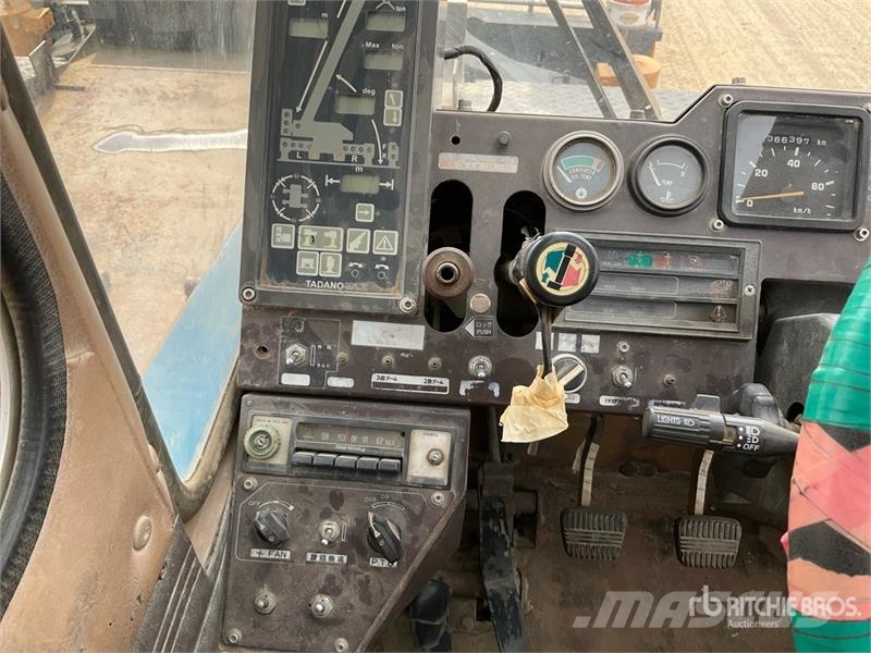 Tadano TR500M 50 ton 4x4x4 Rough Terrain Crane Macara teren accidentat
