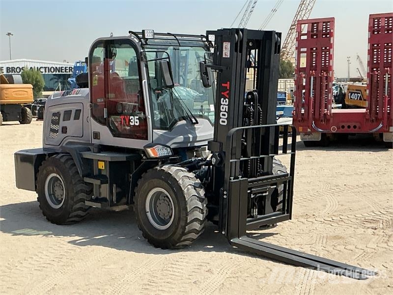 TANGYU TY3500 3.5 ton 4x4 Rough Terrain Forklift ( Maastikutõstukid