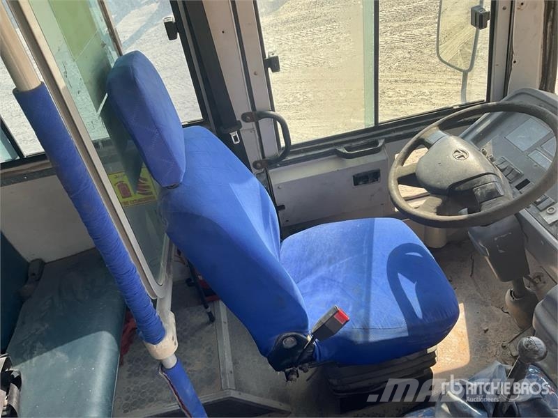 Tata LPO 1618 4x2 63-Seat Transit Bus Minibussar