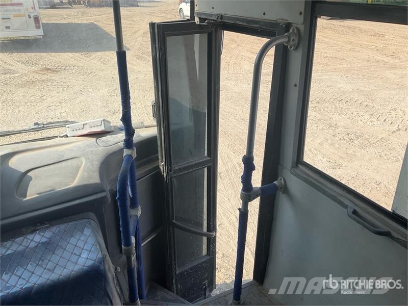 Tata LPO 1618 4x2 63-Seat Transit Bus Minibussar