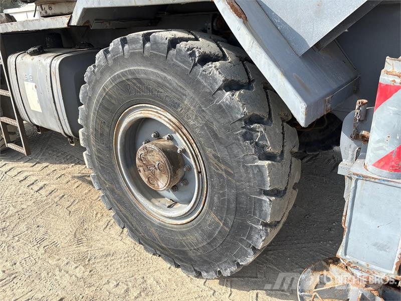 Terex A350 30 ton 4x4x4 Rough Terrain Crane رافعات الطرق الوعرة