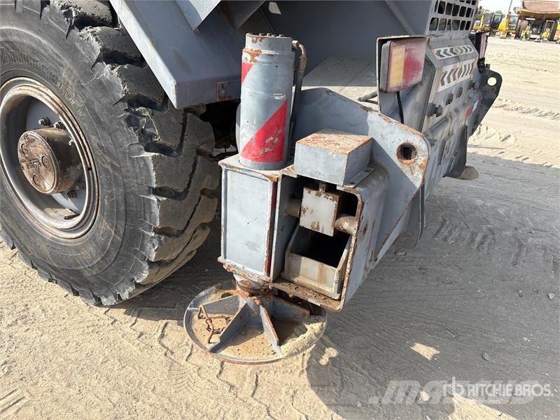 Terex A350 30 ton 4x4x4 Rough Terrain Crane رافعات الطرق الوعرة
