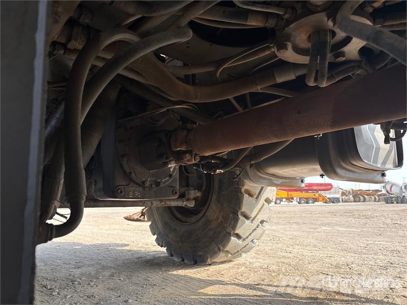 Terex A350 30 ton 4x4x4 Rough Terrain Crane رافعات الطرق الوعرة