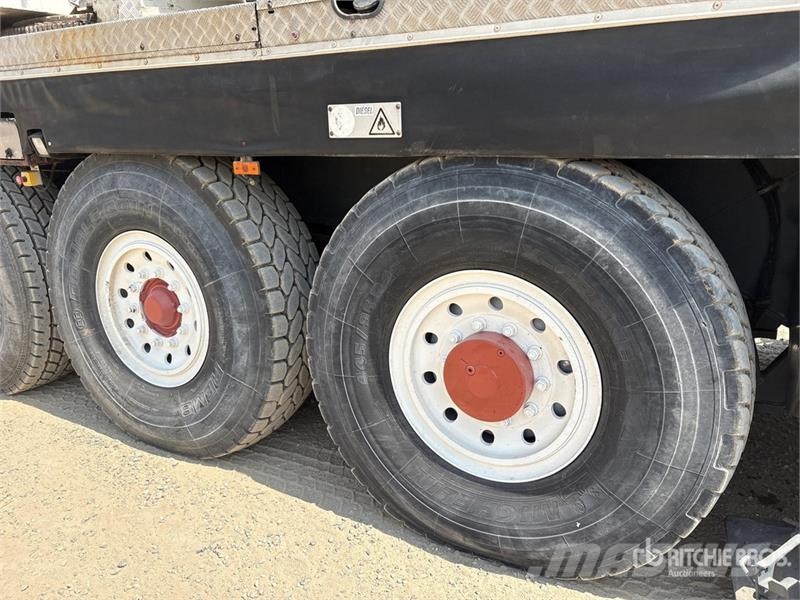  Terex-Demag AC100 100 ton 10x8x8 All Terrain Crane رافعات صالحة لكل أنواع الطرق