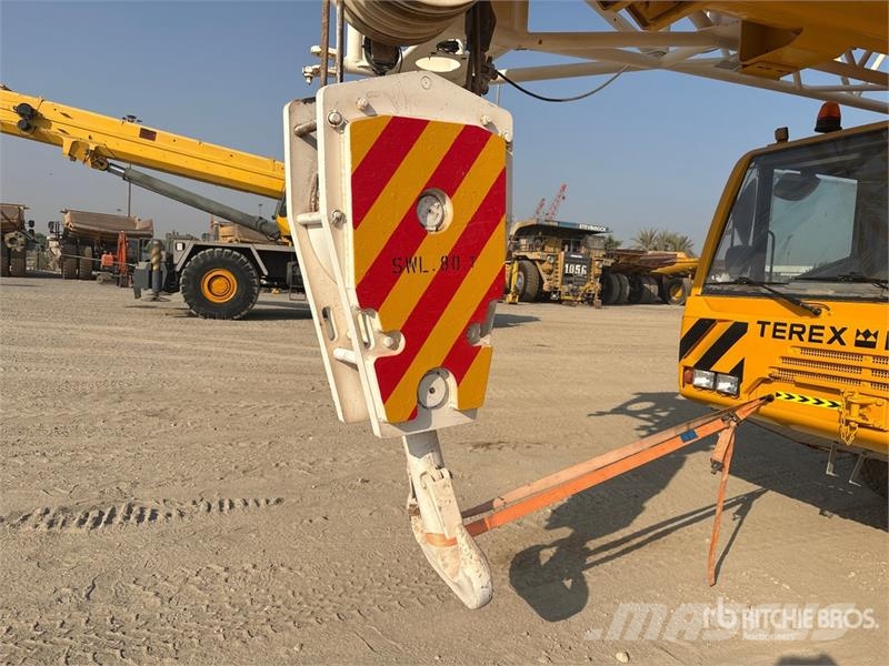  Terex-Demag AC100 100 ton 10x6x8 All Terrain Crane رافعات صالحة لكل أنواع الطرق