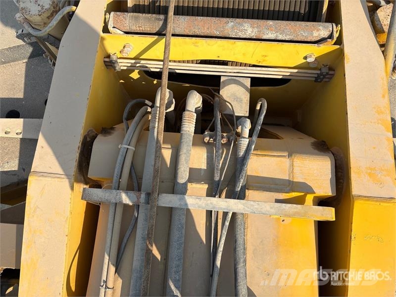  Terex-Demag AC100 100 ton 10x6x8 All Terrain Crane رافعات صالحة لكل أنواع الطرق