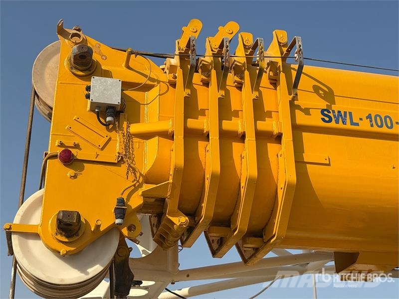  Terex-Demag AC100 100 ton 10x6x8 All Terrain Crane رافعات صالحة لكل أنواع الطرق