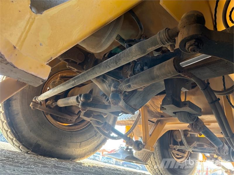  Terex-Demag AC100 100 ton 10x6x8 All Terrain Crane رافعات صالحة لكل أنواع الطرق