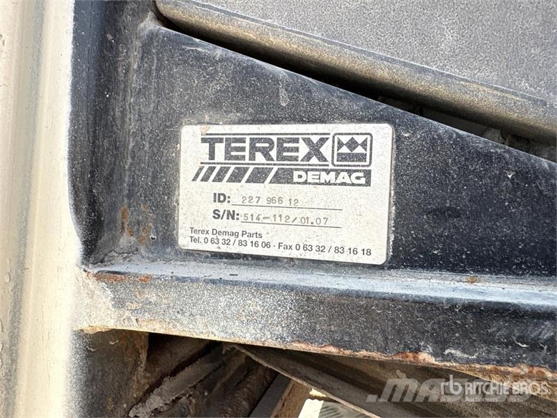 Terex-Demag AC100 100 ton 10x6x8 All Terrain Crane Maastikutõstukid