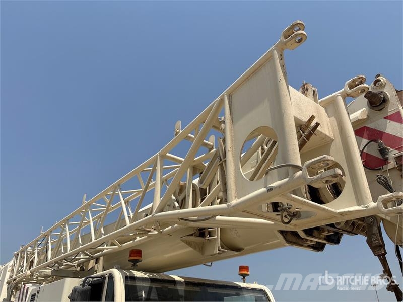 Terex-Demag AC100 100 ton 10x6x8 All Terrain Crane Maastikutõstukid
