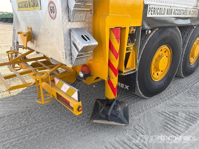  Terex-Demag AC100 100 ton 10x6x8 All Terrain Crane رافعات صالحة لكل أنواع الطرق