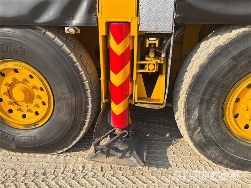  Terex-Demag AC100 100 ton 10x6x8 All Terrain Crane رافعات صالحة لكل أنواع الطرق