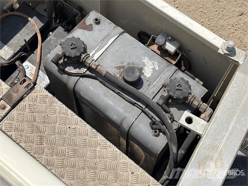  Terex-Demag AC100 100 ton 10x8x8 All Terrain Crane رافعات صالحة لكل أنواع الطرق
