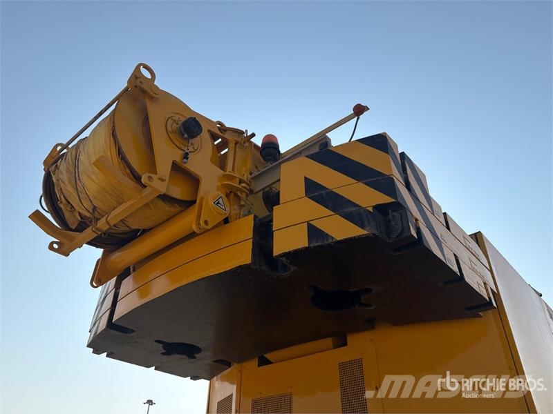  Terex-Demag AC100 100 ton 10x6x8 All Terrain Crane رافعات صالحة لكل أنواع الطرق