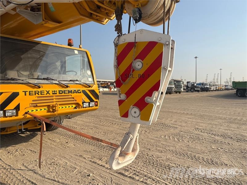  Terex-Demag AC100 100 ton 10x6x8 All Terrain Crane رافعات صالحة لكل أنواع الطرق