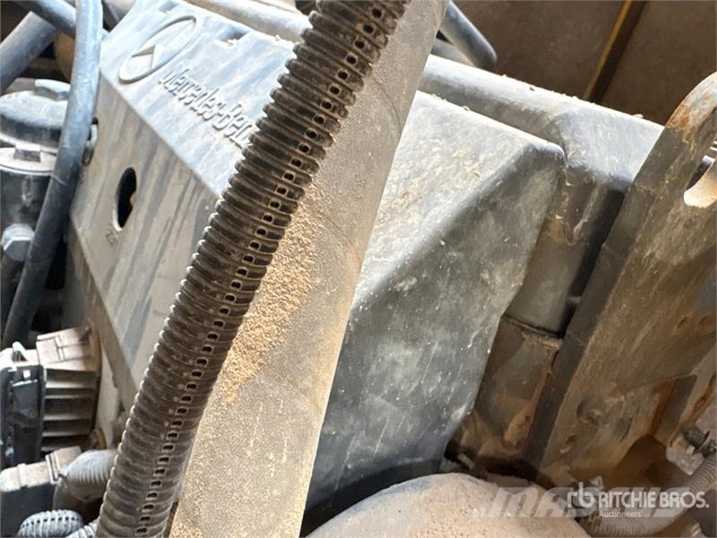  Terex-Demag AC100 100 ton 10x6x8 All Terrain Crane رافعات صالحة لكل أنواع الطرق
