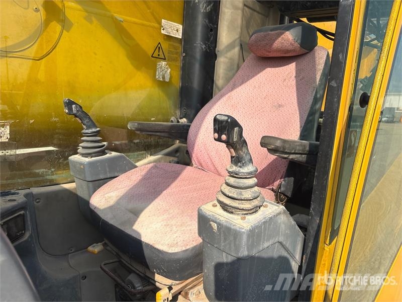  Terex-Demag AC100 100 ton 10x6x8 All Terrain Crane رافعات صالحة لكل أنواع الطرق
