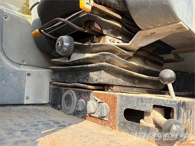  Terex-Demag AC100 100 ton 10x6x8 All Terrain Crane رافعات صالحة لكل أنواع الطرق
