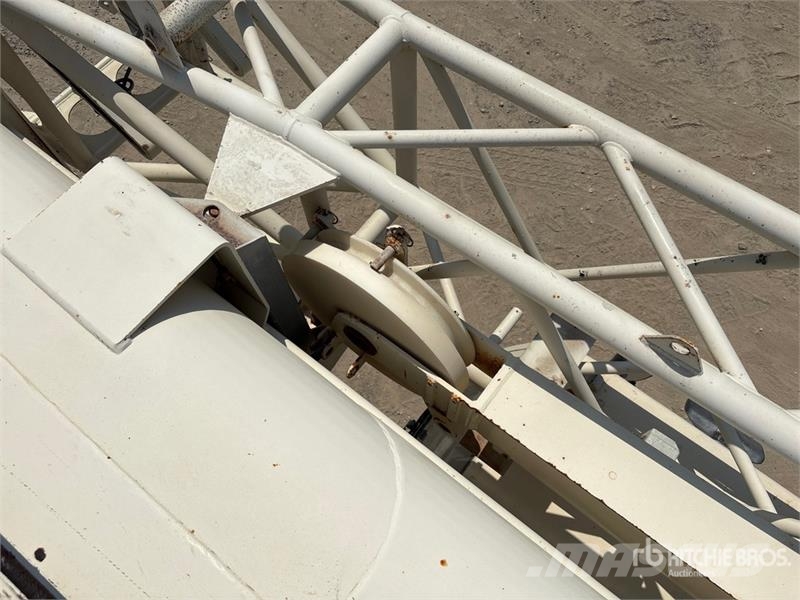 Terex-Demag AC100 100 ton 10x6x8 All Terrain Crane Maastikutõstukid