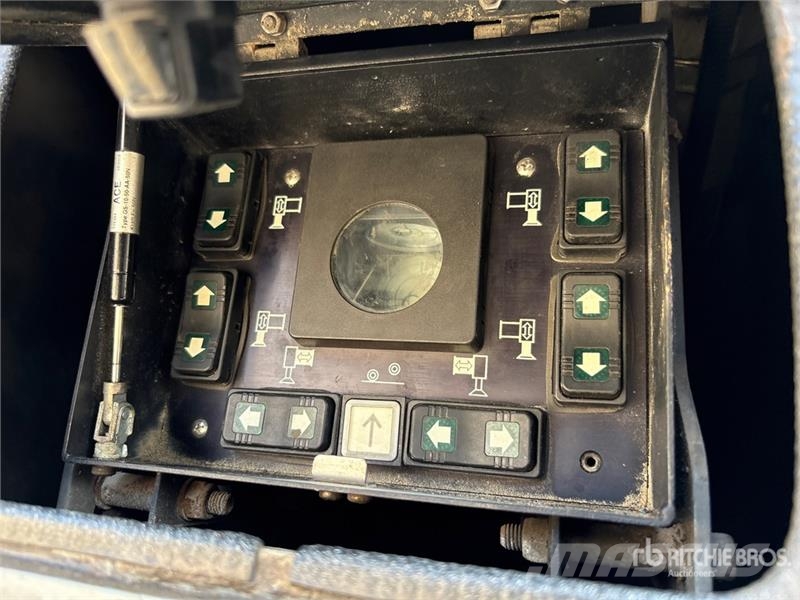 Terex-Demag AC50-1 Maastikutõstukid