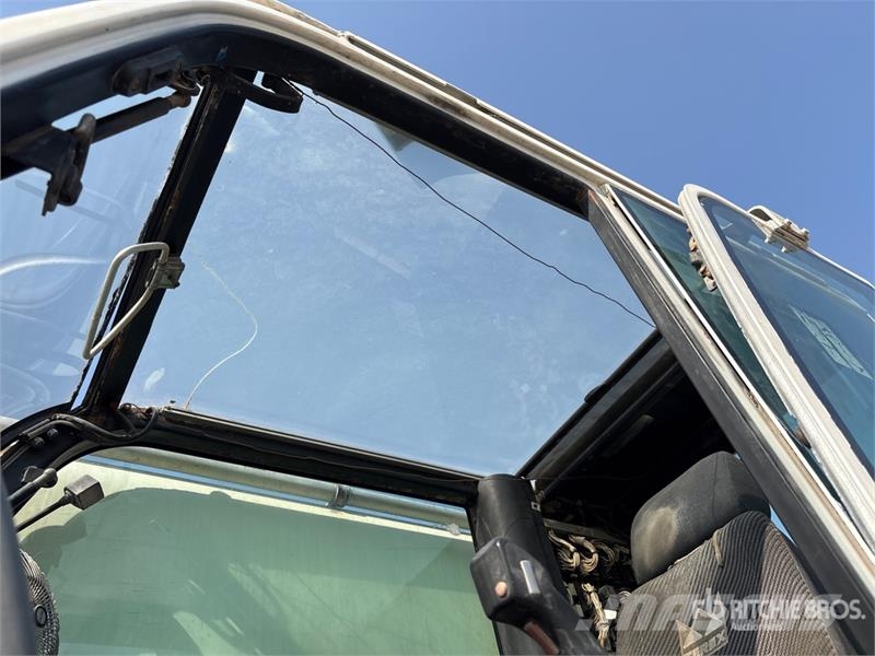 Terex-Demag AC50-1 Maastikutõstukid