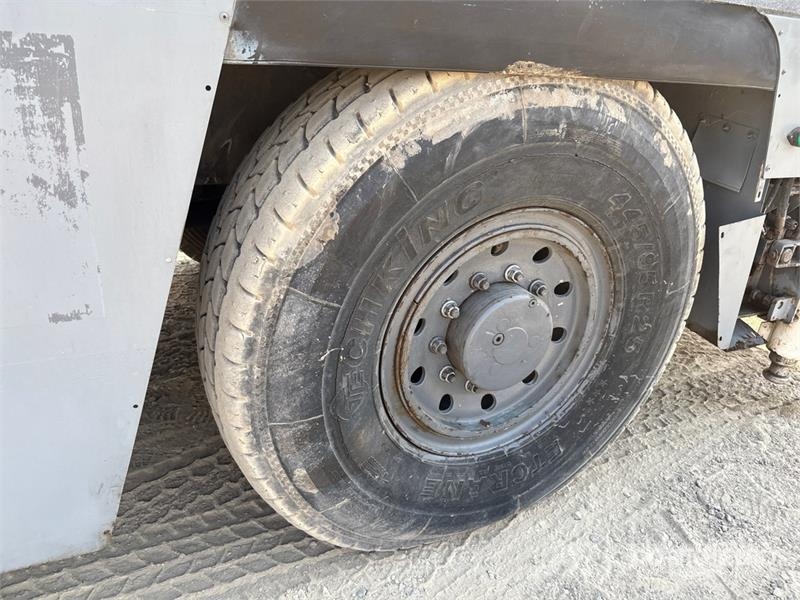Terex-Demag AC50-1 Maastikutõstukid