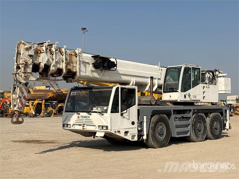 Terex-Demag AC50-1 Maastikutõstukid