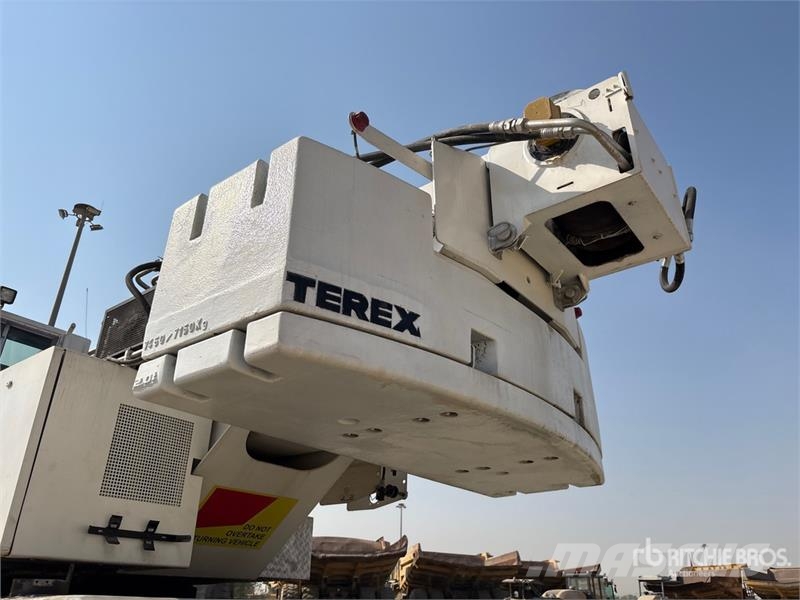 Terex-Demag AC50-1 Maastikutõstukid