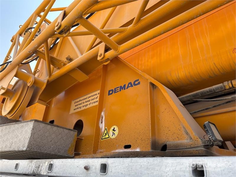  Terex-Demag AC80 80 ton 8x6x6 All Terrain Crane رافعات صالحة لكل أنواع الطرق