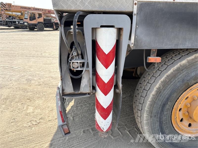  Terex-Demag AC80 80 ton 8x6x6 All Terrain Crane رافعات صالحة لكل أنواع الطرق