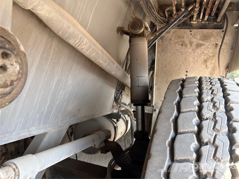  Terex-Demag AC80 80 ton 8x6x6 All Terrain Crane رافعات صالحة لكل أنواع الطرق