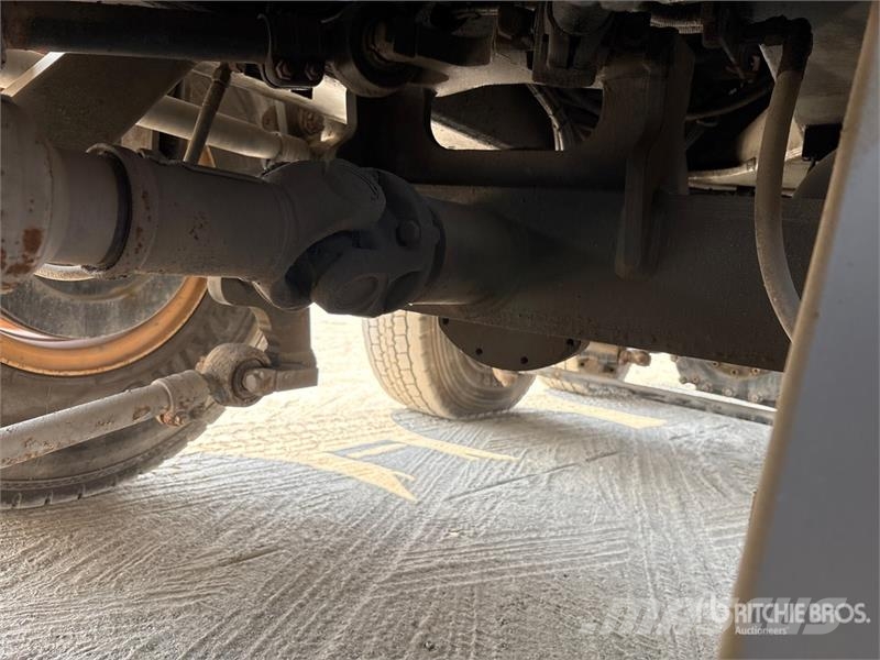  Terex-Demag AC80 80 ton 8x6x6 All Terrain Crane رافعات صالحة لكل أنواع الطرق