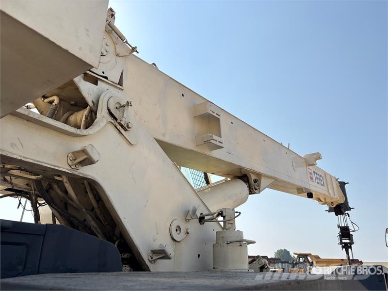 Terex RT335 Raske maastiku tõstukid