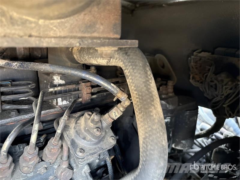 Terex RT335 Raske maastiku tõstukid