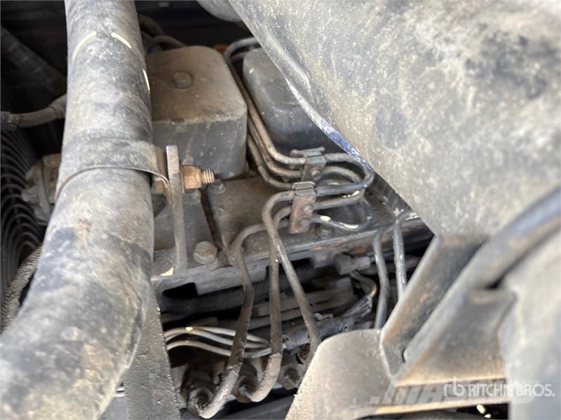Terex RT335 Raske maastiku tõstukid