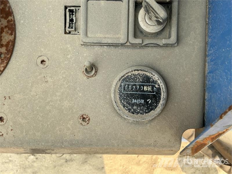 Tesmec AMC 402 1000 Kg Portable Hydraulic Winch معدات البناء - غير ذلك