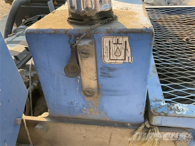 Tesmec AMC 402 1000 Kg Portable Hydraulic Winch معدات البناء - غير ذلك