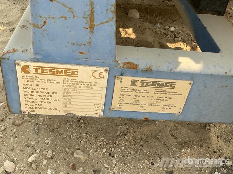 Tesmec AMC 402 1000 Kg Portable Hydraulic Winch معدات البناء - غير ذلك